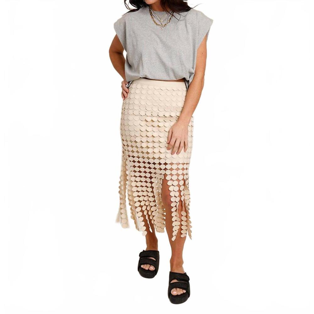 NEW THINGS BETWEEN women's nights like this muscle tee in grey - Picture 3 of 3